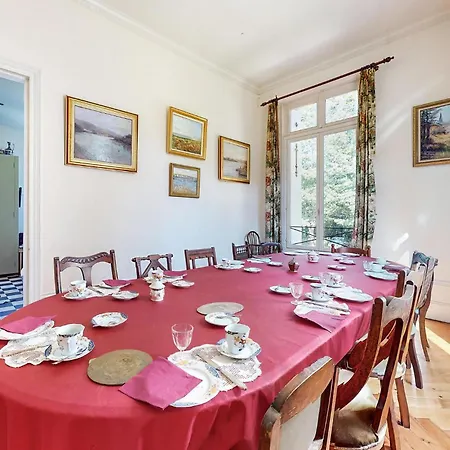 Lovely In Sur Dun Holiday home