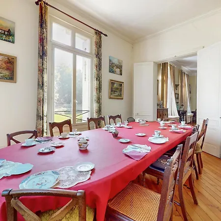 Lovely In Sur Dun Holiday home *