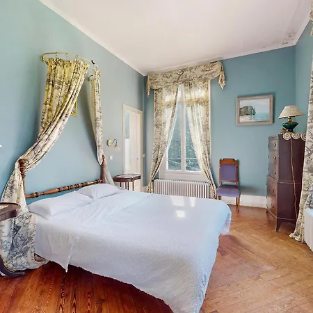 Lovely In Sur Dun Holiday home La Chapelle-sur-Dun