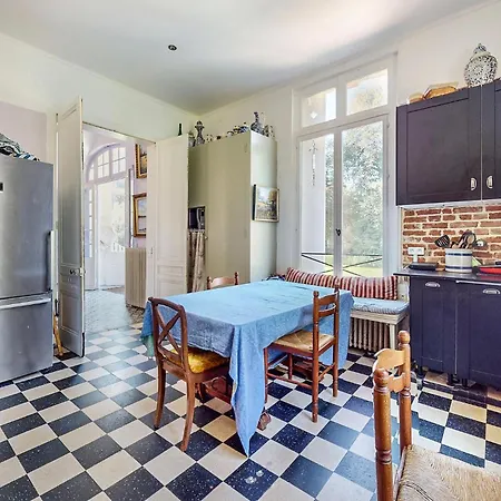 Lovely In Sur Dun Holiday home La Chapelle-sur-Dun