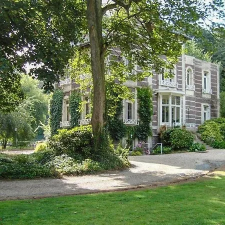 Vakantiehuis In Sur Dun With Wifi La Chapelle-sur-Dun
