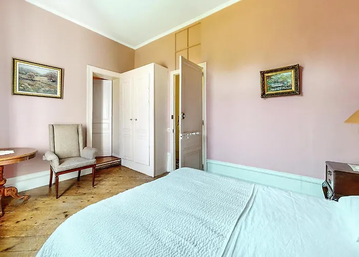 Lovely In Sur Dun Hébergement de vacances